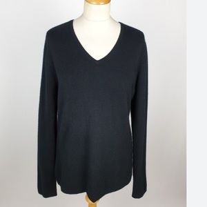 100% Cashmere Black V Neck Size L